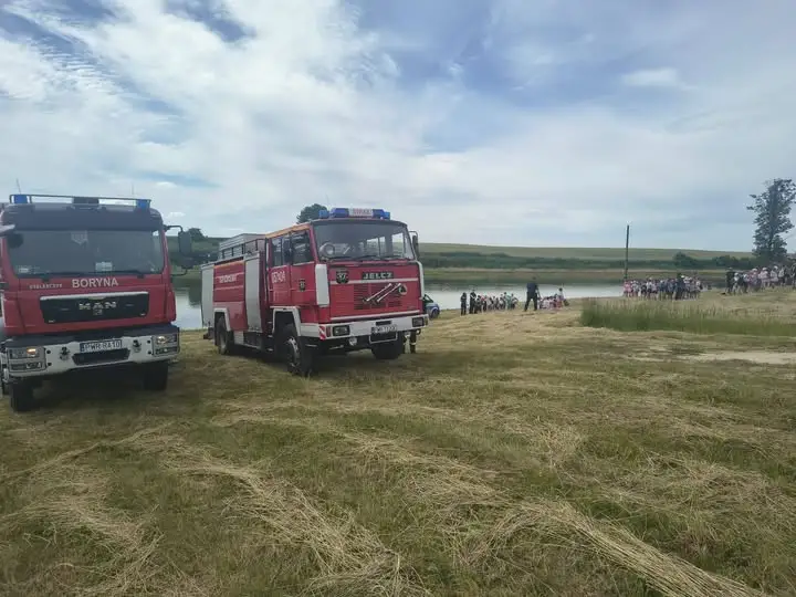 Warsztaty „Kręci mnie bezpieczeństwo w lecie” nad zbiornikiem w Borkowie