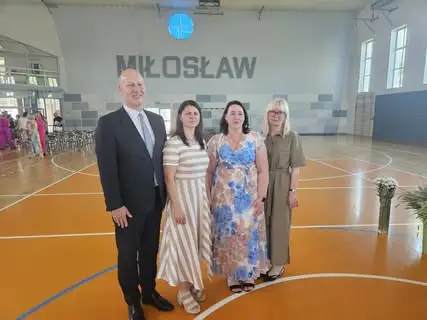 Uroczyste zakończenie roku szkolnego klas ósmych w Miłosławiu
