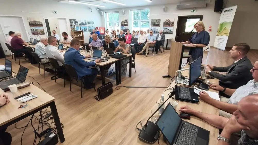 Rada Miejska Gminy Nekla udzieliła absolutorium burmistrzowi za 2025 rok