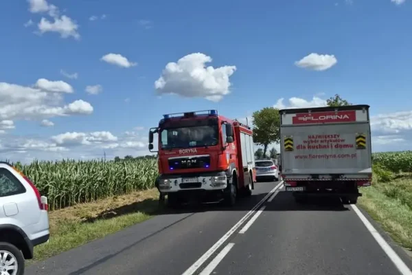 Kolizja drogowa w Kołaczkowie – interwencja służb