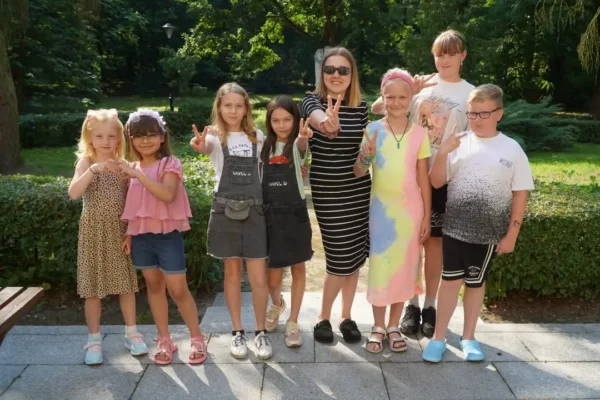 Letnia Akademia Wokalna w Sokolnikach – młodzi artyści przygotowują się do Dożynek Gminnych