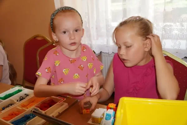 Morskie inspiracje w pałacu Reymonta – warsztaty z Bricks 4 Kidz