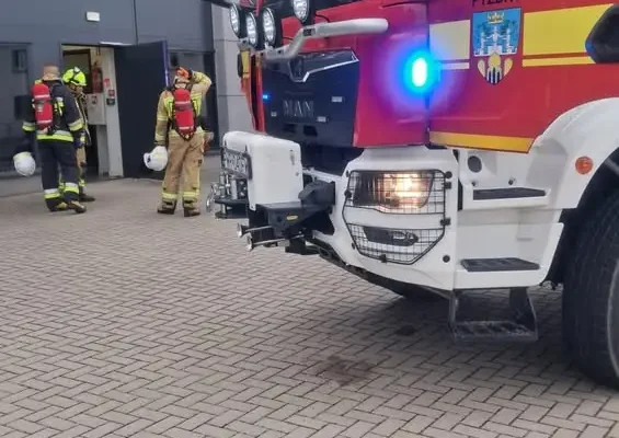 Alarm pożarowy w Pyzdrach – interwencja straży przy ul. Wrzesińskiej