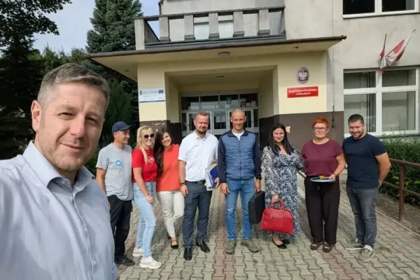 Termomodernizacja Szkoły Podstawowej w Kołaczkowie — ruszyły prace
