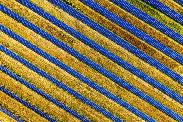 Września: postępowanie w sprawie rozbudowy elektrowni fotowoltaicznej do 39 MW w Sołecznie