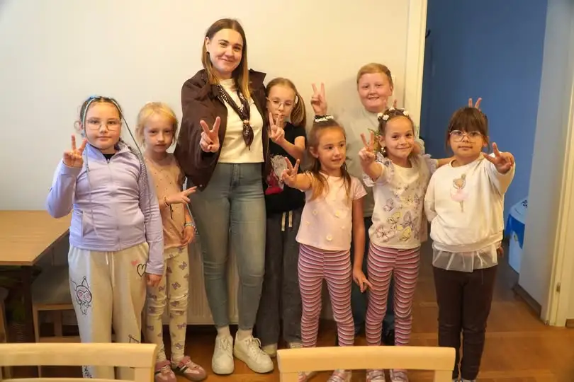 Młode talenty z GOK Kolaczkowo ćwiczą pieśni patriotyczne przed Świętem Niepodległości