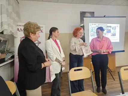 Inauguracja roku akademickiego UTW w Orzechowie z warsztatami o profilaktyce raka piersi