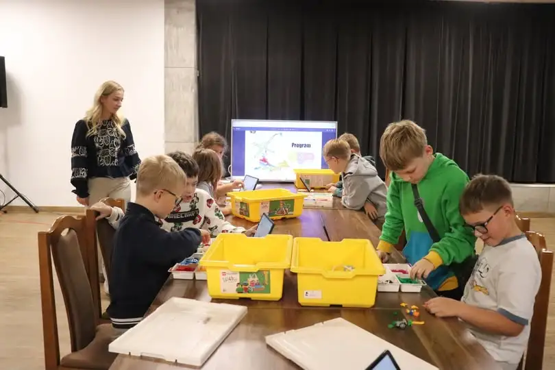 Kosmiczne warsztaty LEGO w Nekielskim Ośrodku Kultury